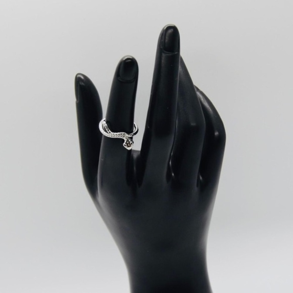 Minimal Snake Ring - Picture 4 of 4